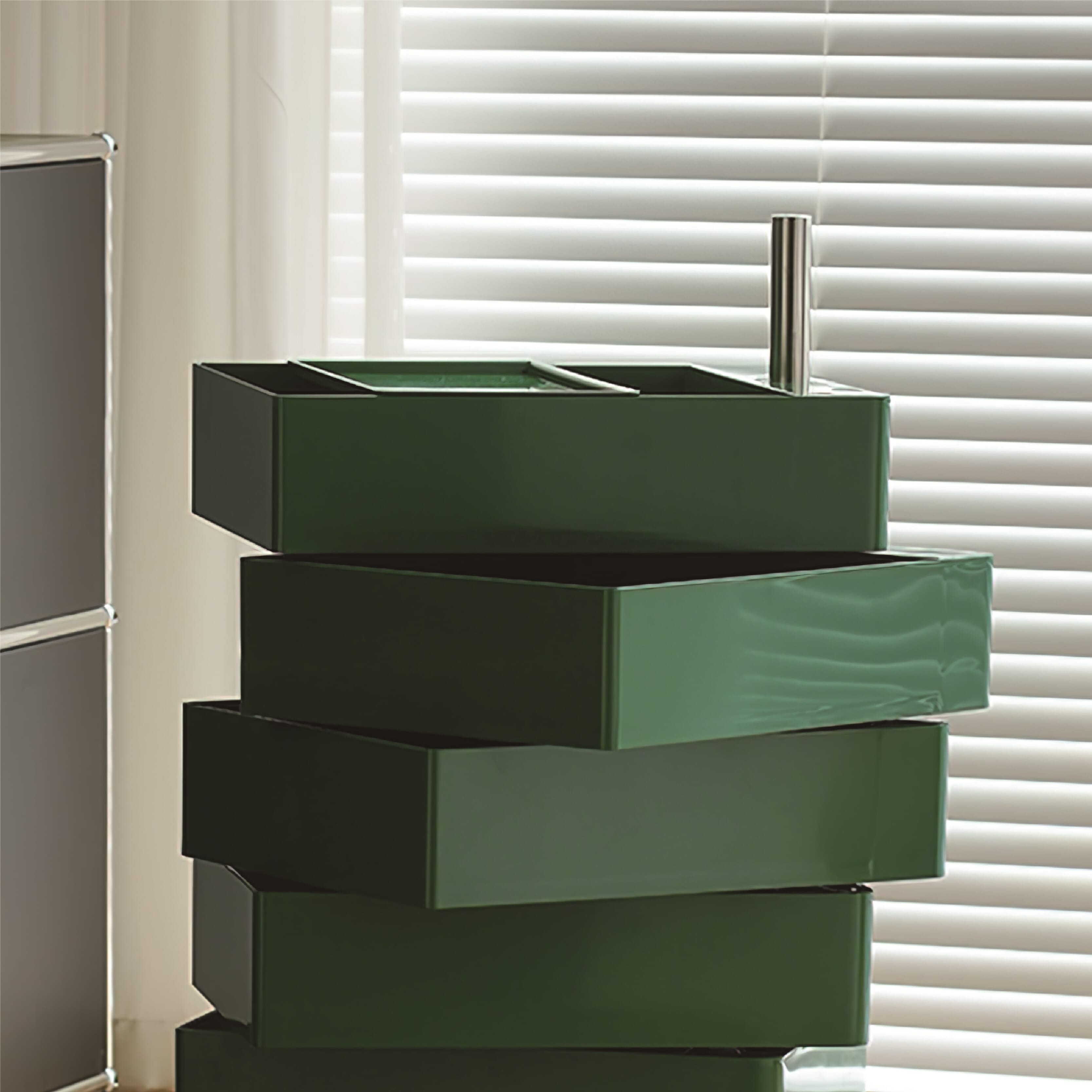 Dressers: Small Dressers, Tall Dressers