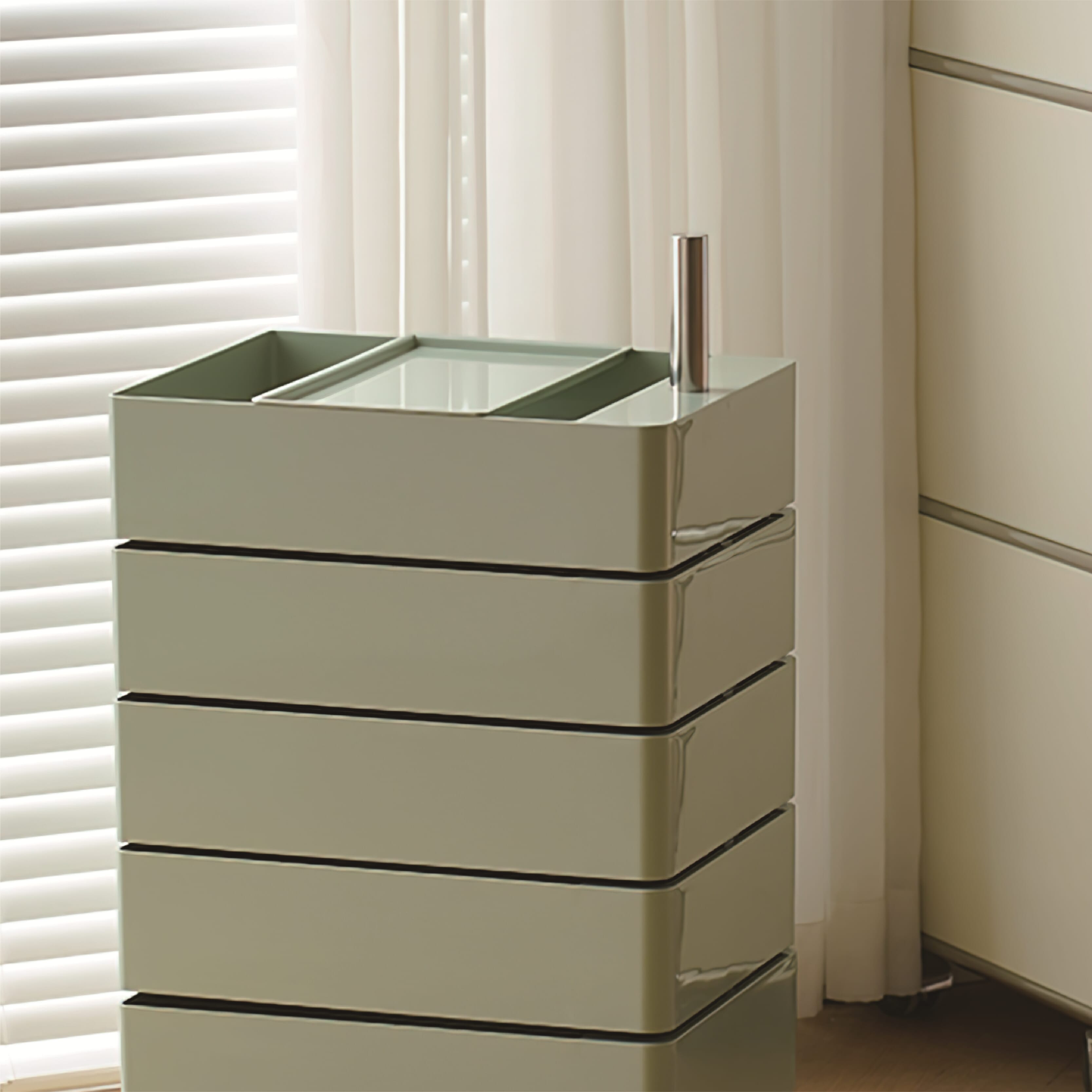 Dressers: Small Dressers, Tall Dressers