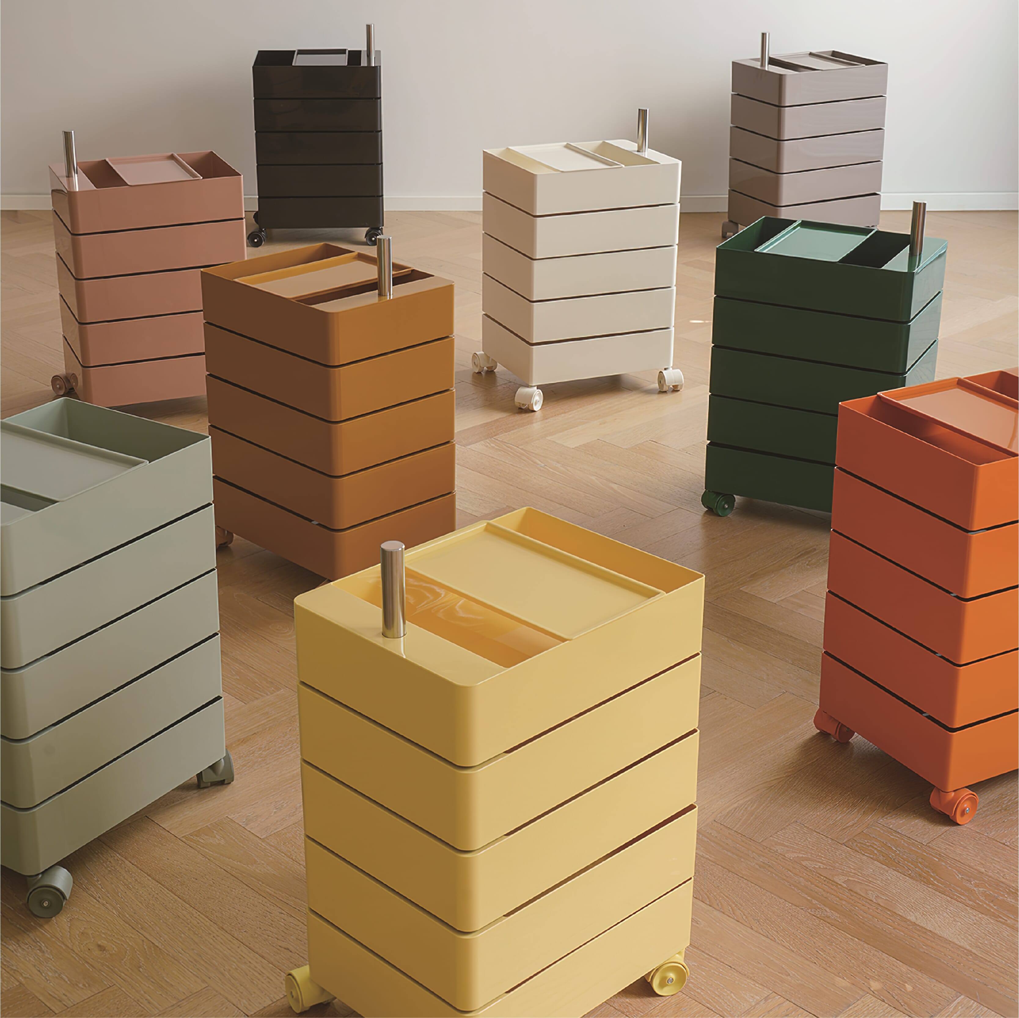 Dressers: Small Dressers, Tall Dressers