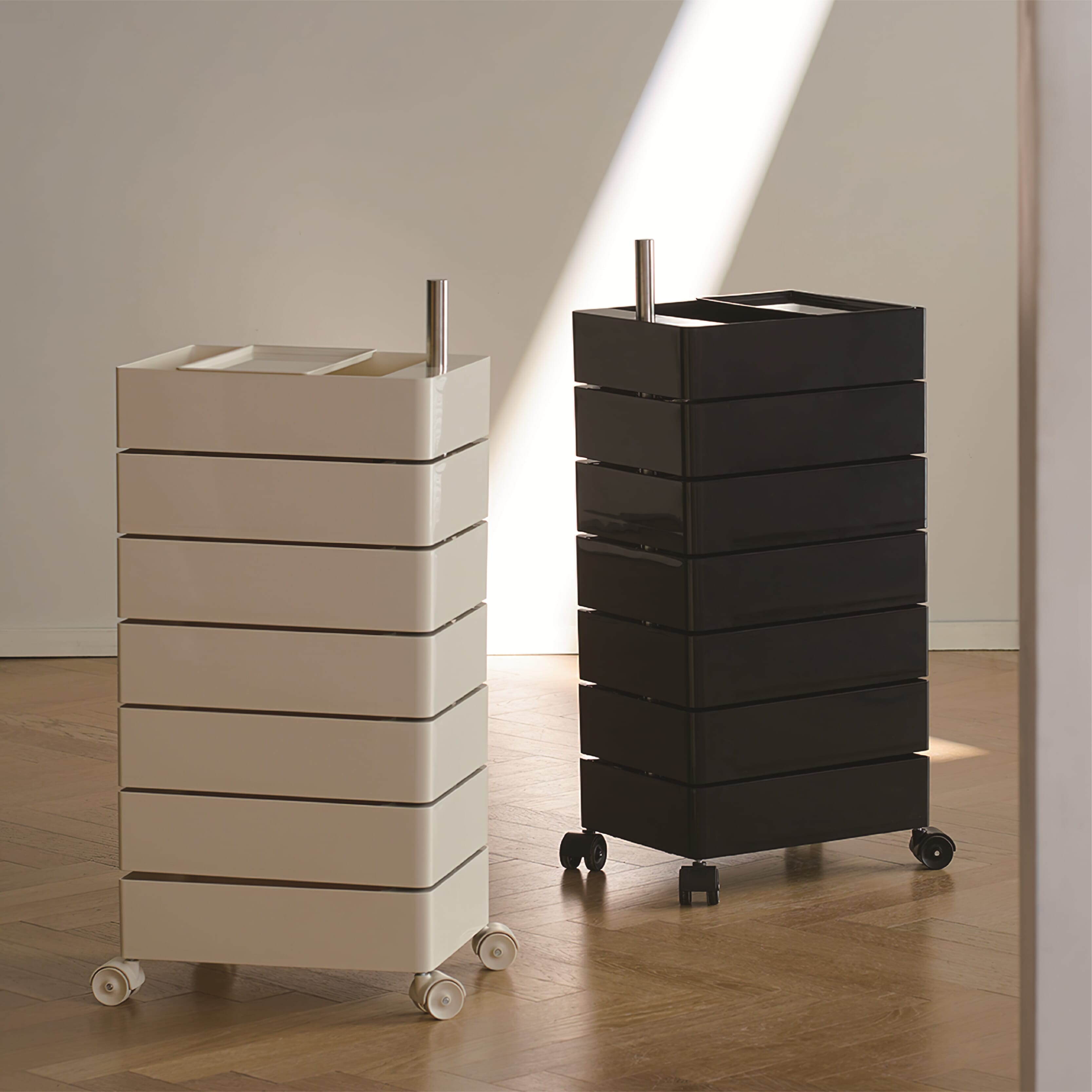 Dressers: Small Dressers, Tall Dressers