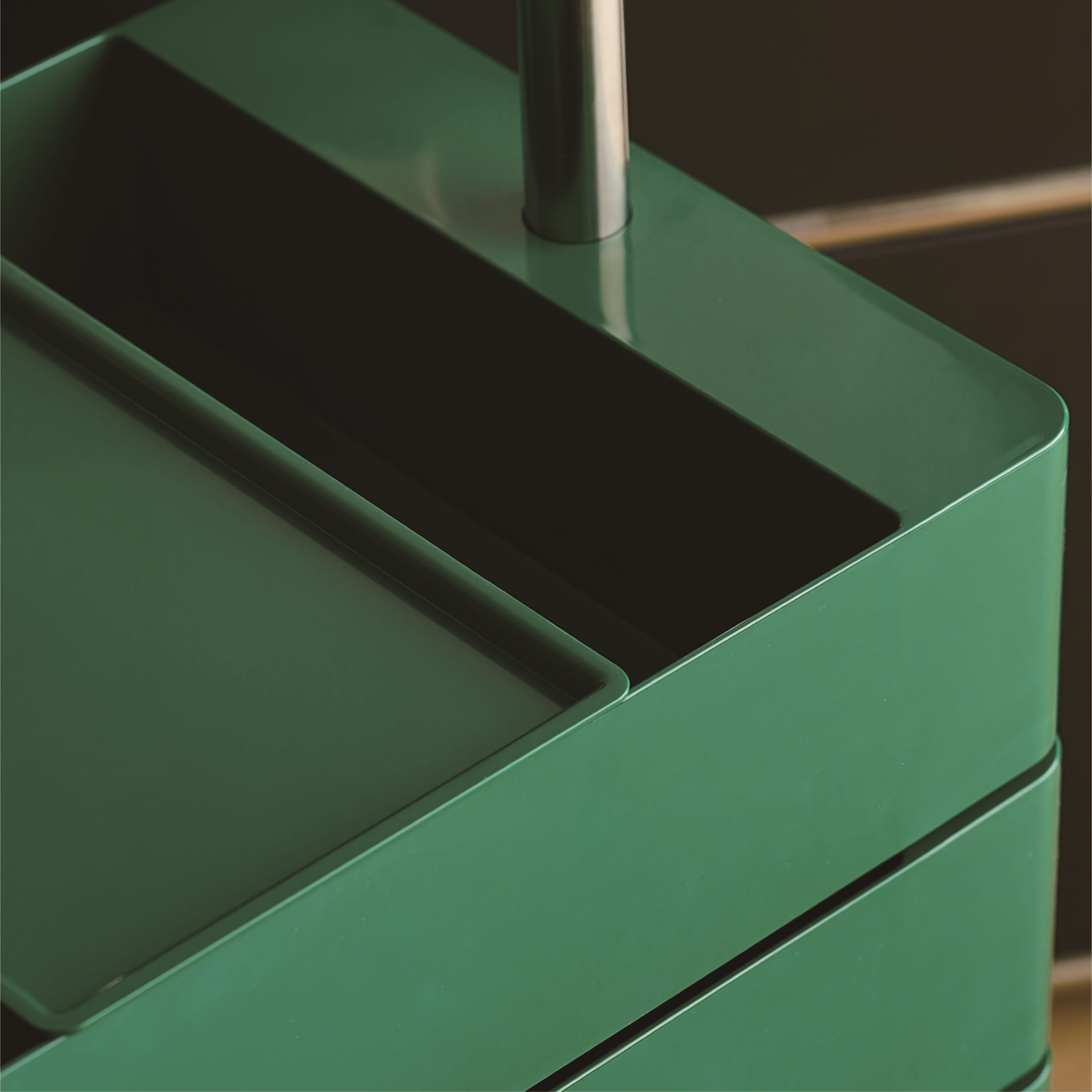 Dressers: Small Dressers, Tall Dressers