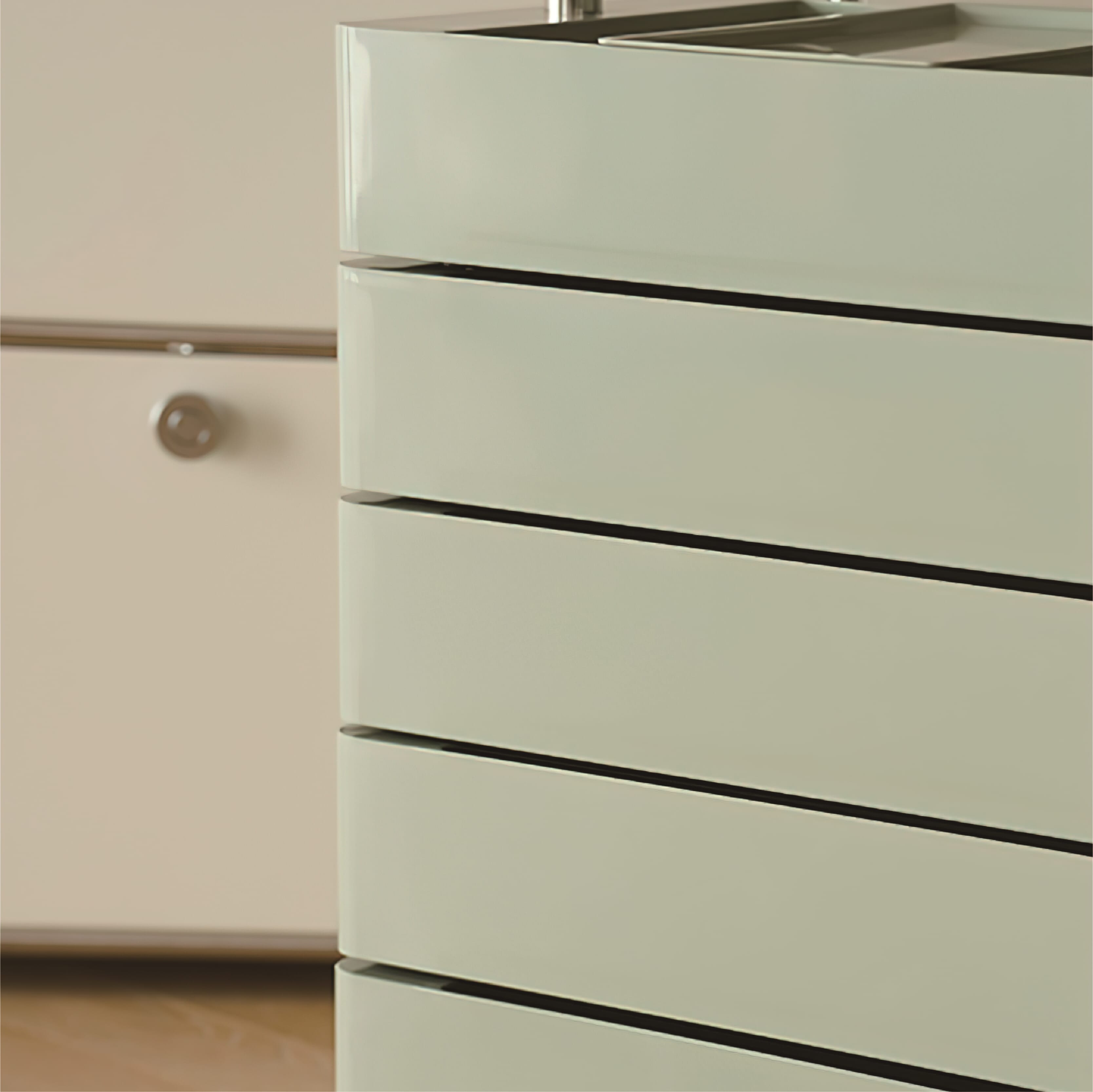 Dressers: Small Dressers, Tall Dressers