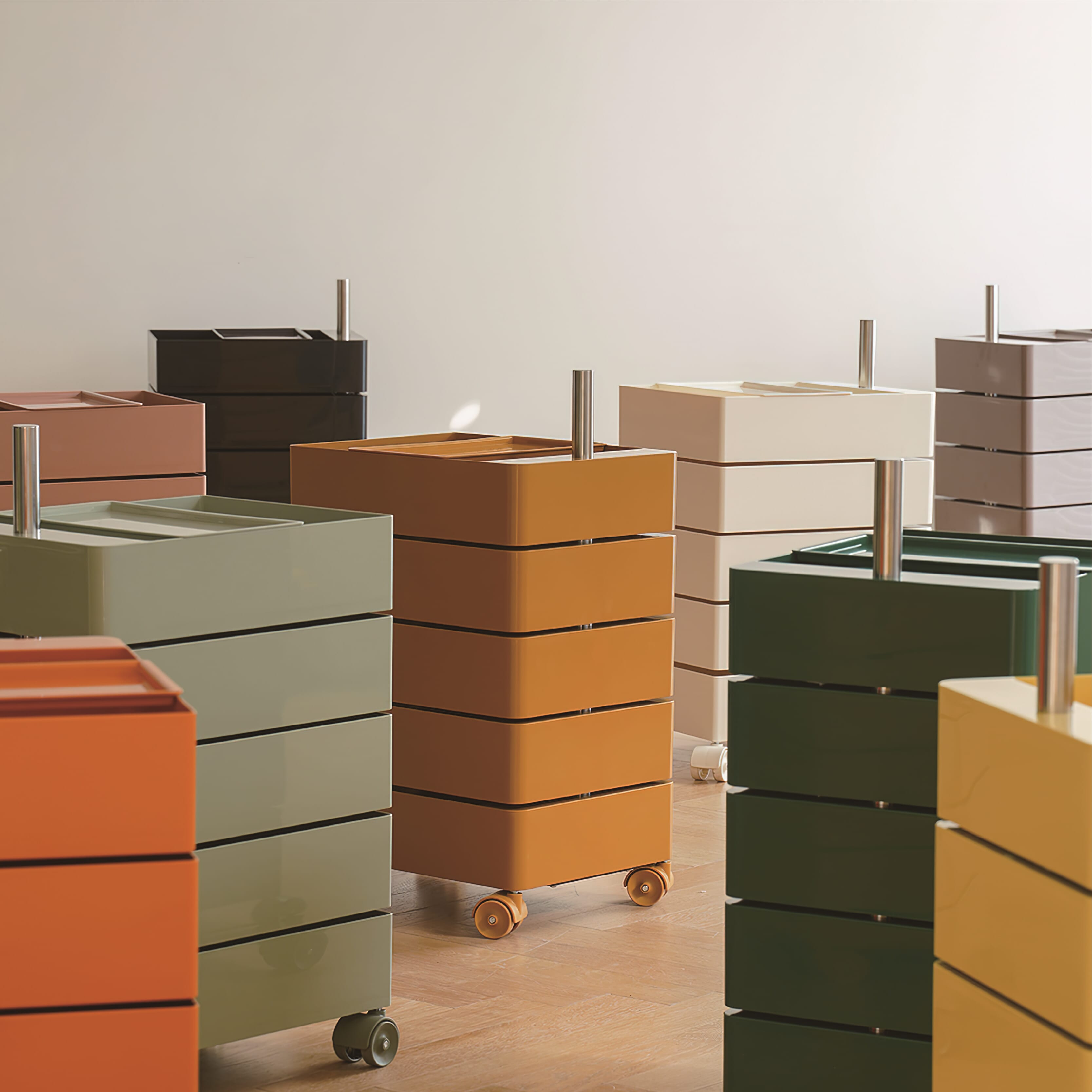 Dressers: Small Dressers, Tall Dressers